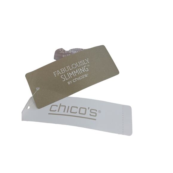 Chico's Staight Leg Capri/ NWT/ Slimming Pants//White/1.5 (M) - Picture 6 of 9